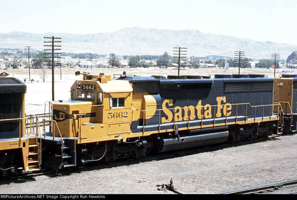 ATSF 5662 (REPOST)